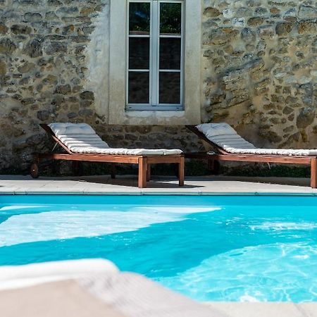 La Maison De Livia, Chambres D'Hotes, Piscine Chauffee, Proche Uzes, Nimes, Ales Sauzet  المظهر الخارجي الصورة