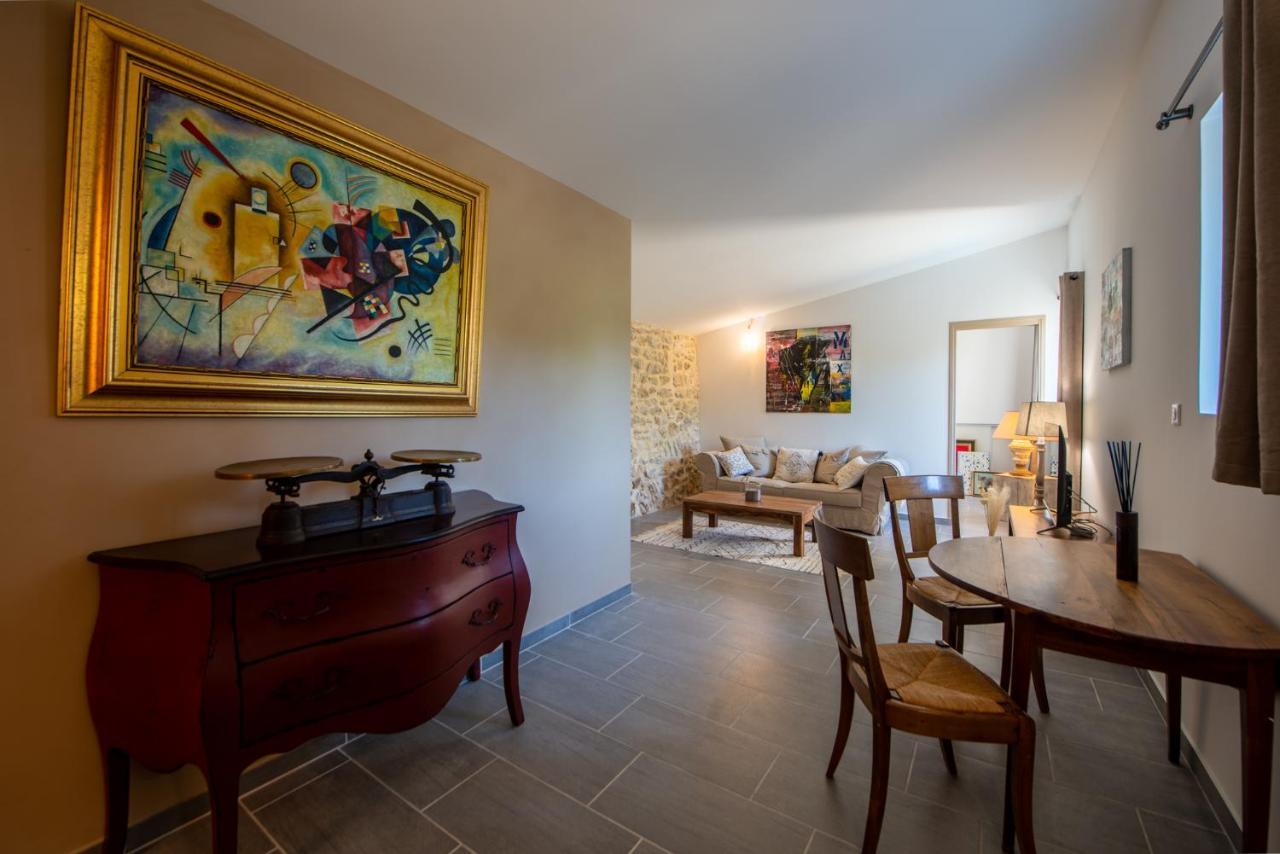 La Maison De Livia, Chambres D'Hotes, Piscine Chauffee, Proche Uzes, Nimes, Ales Sauzet  المظهر الخارجي الصورة