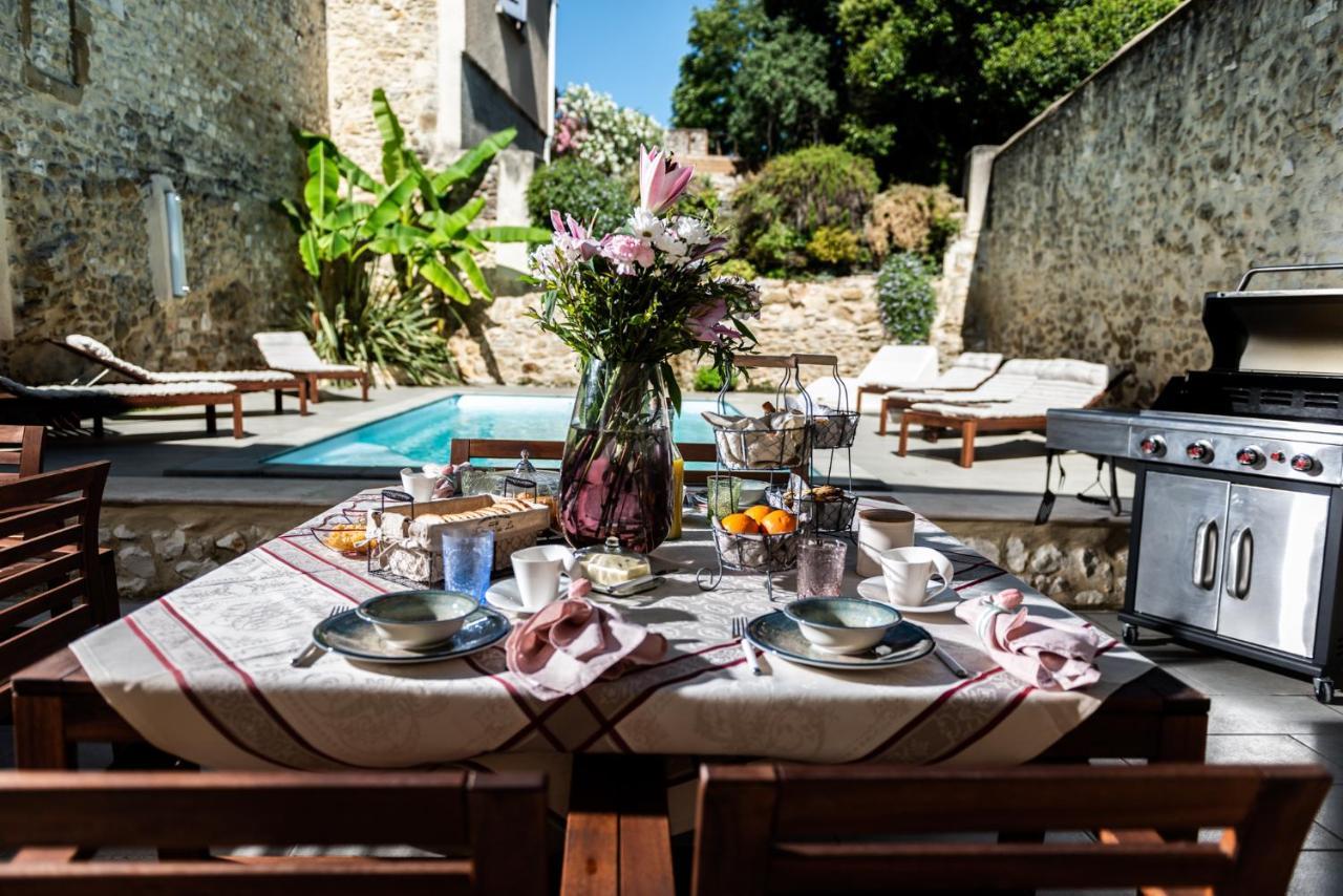 La Maison De Livia, Chambres D'Hotes, Piscine Chauffee, Proche Uzes, Nimes, Ales Sauzet  المظهر الخارجي الصورة