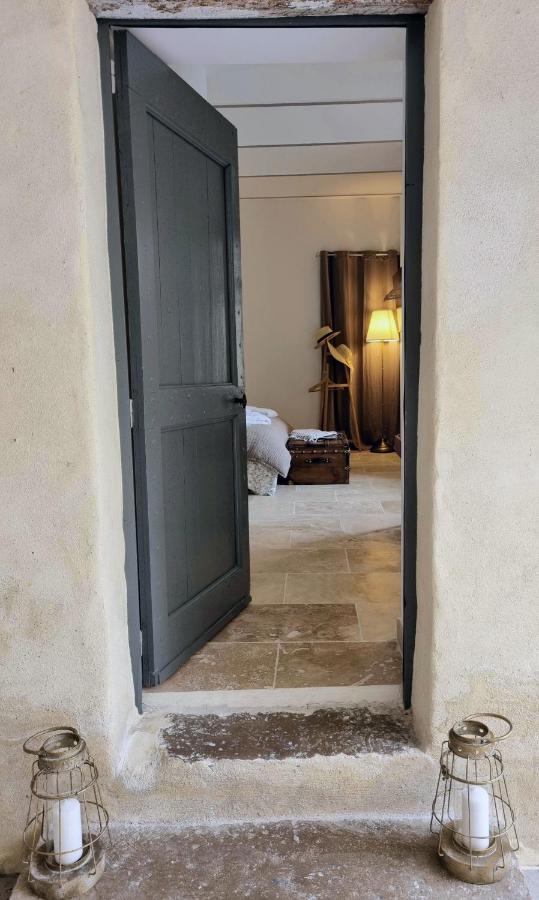 La Maison De Livia, Chambres D'Hotes, Piscine Chauffee, Proche Uzes, Nimes, Ales Sauzet  المظهر الخارجي الصورة