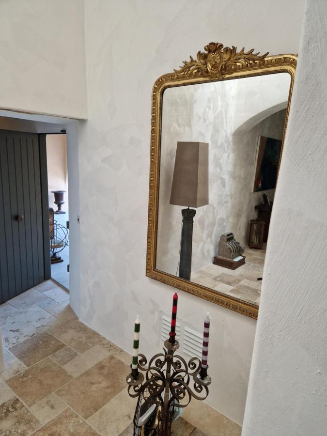 La Maison De Livia, Chambres D'Hotes, Piscine Chauffee, Proche Uzes, Nimes, Ales Sauzet  المظهر الخارجي الصورة