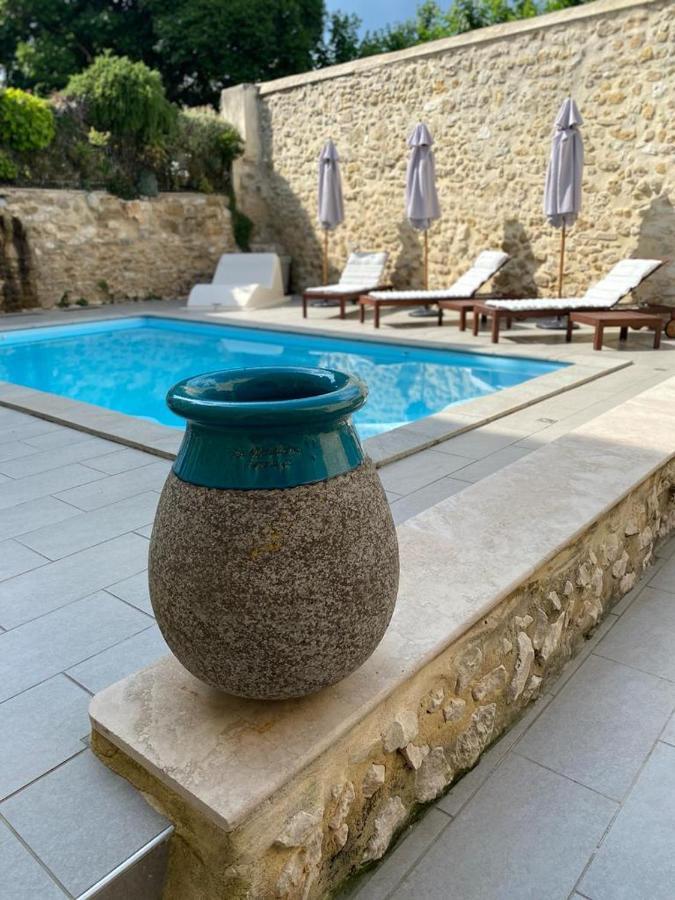 La Maison De Livia, Chambres D'Hotes, Piscine Chauffee, Proche Uzes, Nimes, Ales Sauzet  المظهر الخارجي الصورة